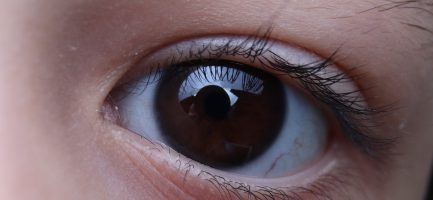 œil myope enfant