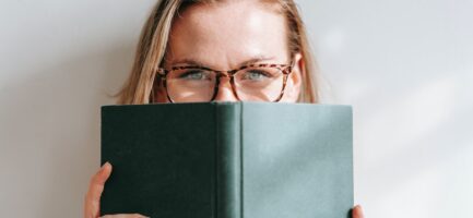 étudiante lunettes myopie