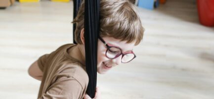 enfant lunettes